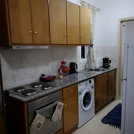 Poets Apertment In Armeos Apartment Masouri